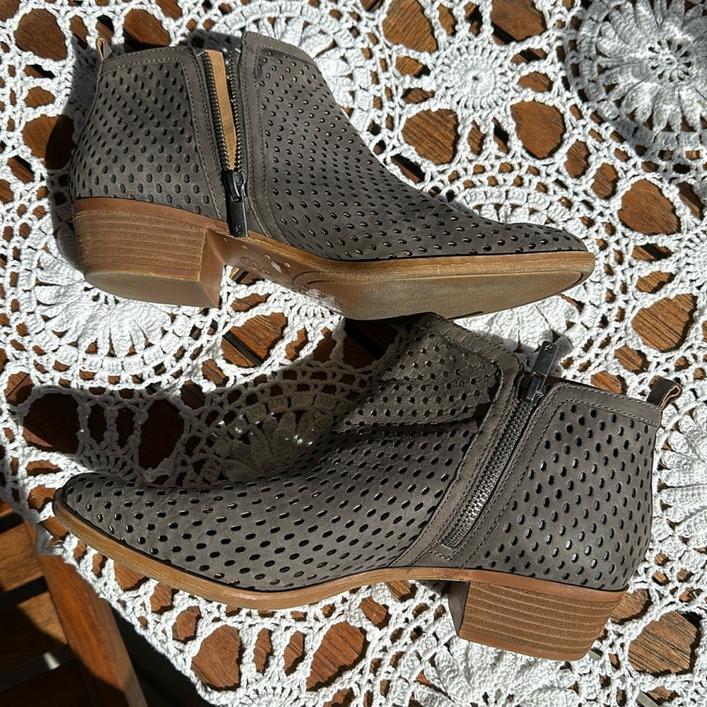 Lucky Brand Gray Boots